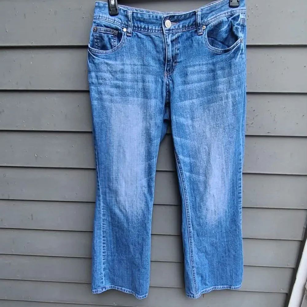 Maurices Short Curvy Jeans size 9/10 Short